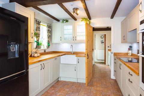 Cerney Cottage Bicester Road, Launton, Bicester, OX26 5DP