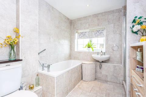 Cerney Cottage Bicester Road, Launton, Bicester, OX26 5DP