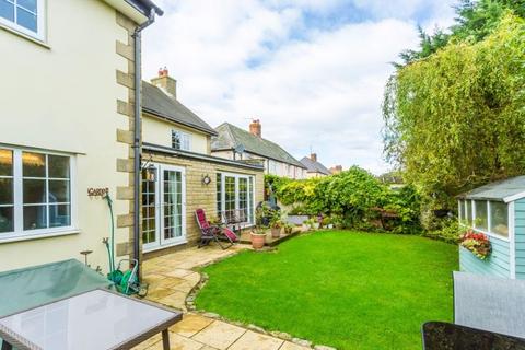 Cerney Cottage Bicester Road, Launton, Bicester, OX26 5DP