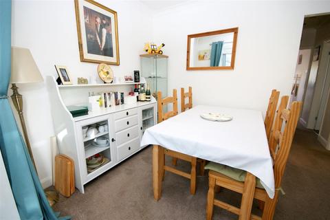 23 Devon Way, Brighouse, HD6 4DT