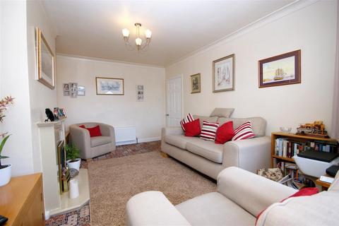 23 Devon Way, Brighouse, HD6 4DT