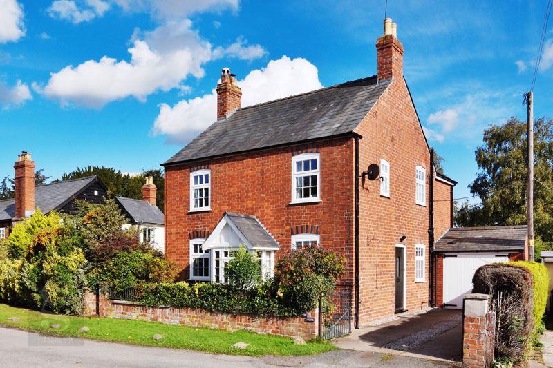 Burghill, Hereford, HR4 7RX 4 bed detached house £465,000