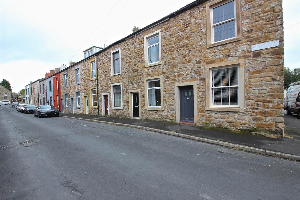 Nelson Street, Low Moor, Clitheroe... 3 bed end of terrace house £180,000