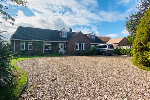 The Cherry Trees Blacksmiths Lane, Lower Moor, Pershore, WR10 2PA