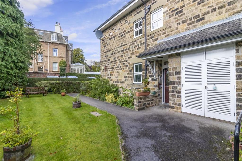Swan Road, Harrogate 1 bed apartment for sale £125,000