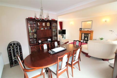 16 Beechcombe Close, Pershore, WR10 1PW