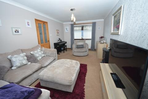 69b Castle, New Cumnock, Cumnock, KA18 4AG