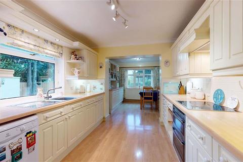 Fedw Wen Castle Road, Chirk, Wrexham, LL14 5BS