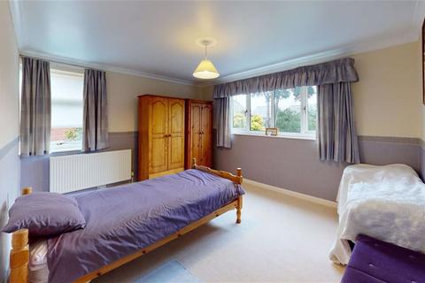 Fedw Wen Castle Road, Chirk, Wrexham, LL14 5BS