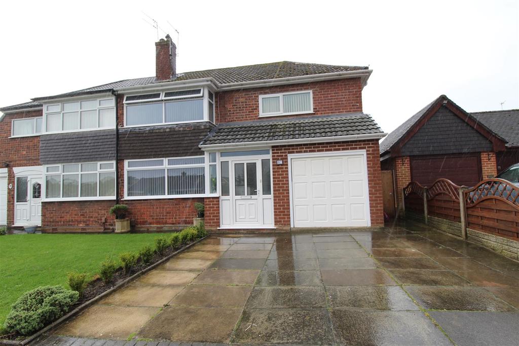 Avon Road, Billinge, Wigan 4 bed semidetached house £250,000