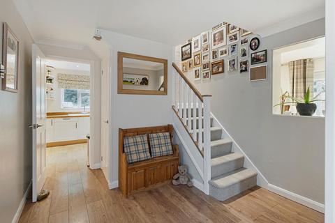 9 Goldfinch Close, Paddock Wood, Tonbridge, TN12 6XW