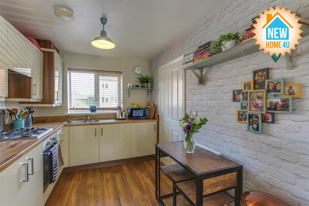 Kitchen: