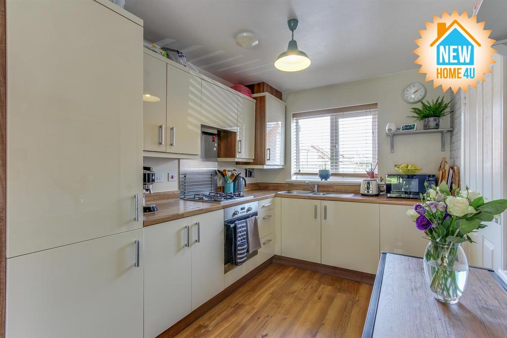 Kitchen: