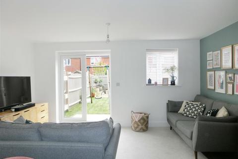 9 Hastings Close, Wythall, Birmingham, B47 6AW