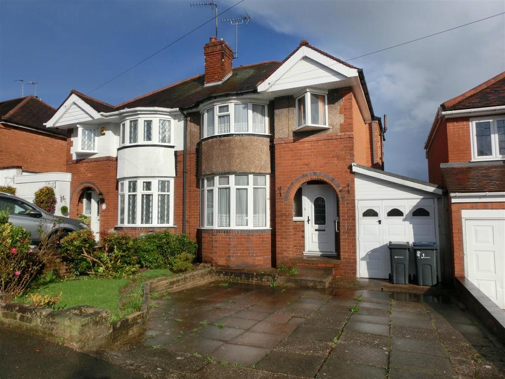 Olorenshaw Road, Sheldon, Birmingham 3 bed semidetached house £210,000