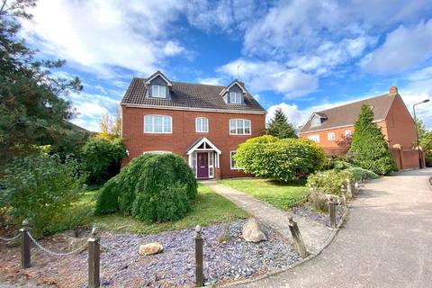 20 Wake Way, Grange Park, Northampton, NN4 5BF