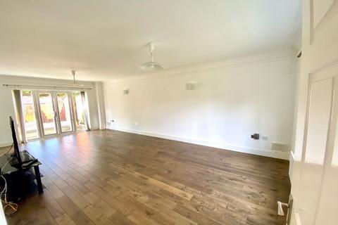 20 Wake Way, Grange Park, Northampton, NN4 5BF