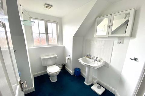 20 Wake Way, Grange Park, Northampton, NN4 5BF