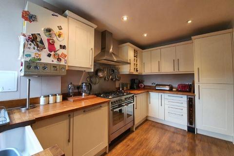 37 Springfield Lane, Ipswich, IP1 4EL