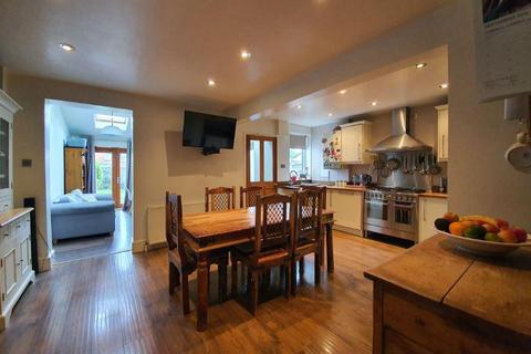 37 Springfield Lane, Ipswich, IP1 4EL