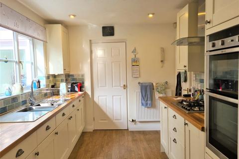 24 Hill Hay Close, Fowey, PL23 1EN