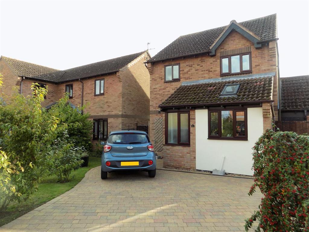 Walnut Road, Bottesford, Nottingham 3 bed detached house £259,950