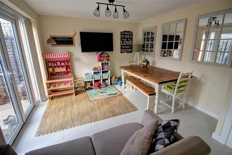 290 Lindridge Road, Sutton Coldfield, B75 7HU