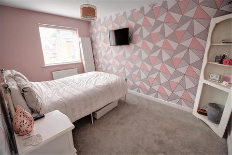 290 Lindridge Road, Sutton Coldfield, B75 7HU