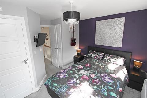 8 Bow Road, Brooklands, Milton Keynes, MK10 7GN