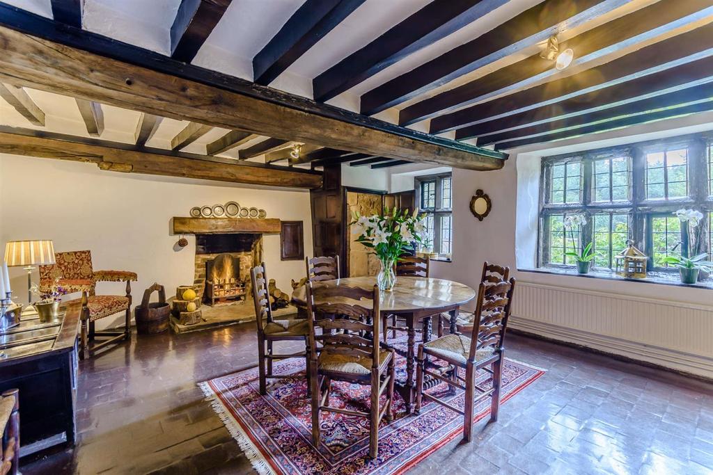 Hammersmith, Ripley, Derbyshire 5 bed detached house for sale £800,000