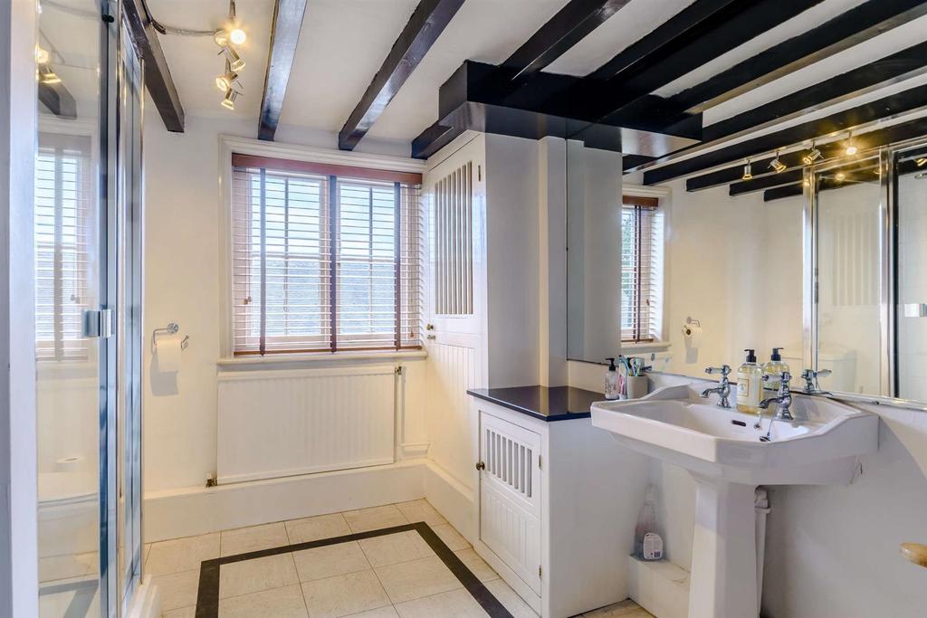 Hammersmith, Ripley, Derbyshire 5 bed detached house for sale £800,000