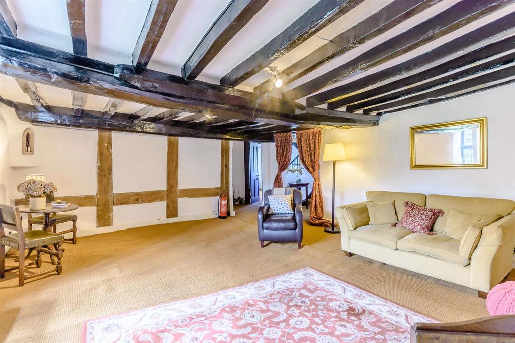 Hammersmith, Ripley, Derbyshire 5 bed detached house for sale £800,000