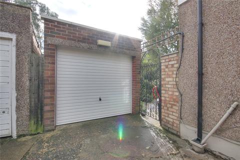 33 Vian Avenue, Enfield, EN3 6LQ