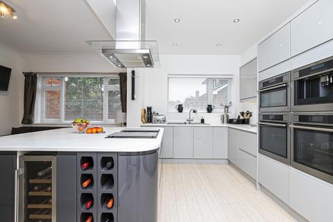 30 Kendal Avenue, Epping, CM16 4PR