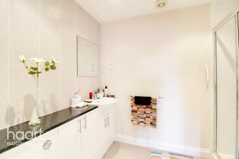 62 Aperfield Road, Biggin Hill, Westerham, TN16 3LX
