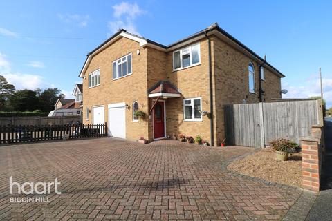 62 Aperfield Road, Biggin Hill, Westerham, TN16 3LX