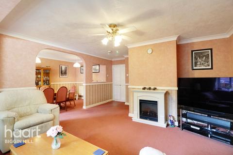 23 Valley View, Biggin Hill, Westerham, TN16 3QN