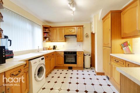 23 Valley View, Biggin Hill, Westerham, TN16 3QN