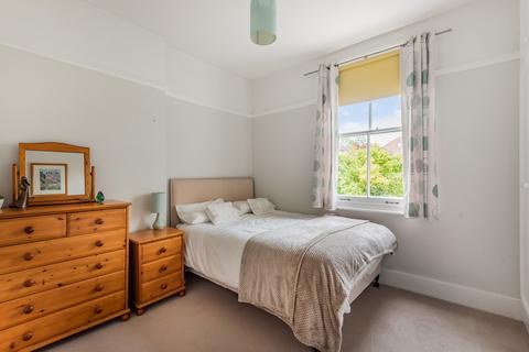 12 Radnor Avenue, Harrow, HA1 1SB