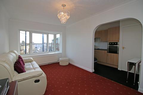 2 bedroom apartment for sale, Lyndale Court,  Fleetwood, FY7