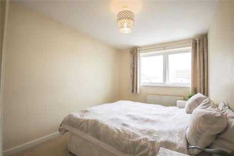 92 Abbotsbury, Bracknell, RG12 8QX
