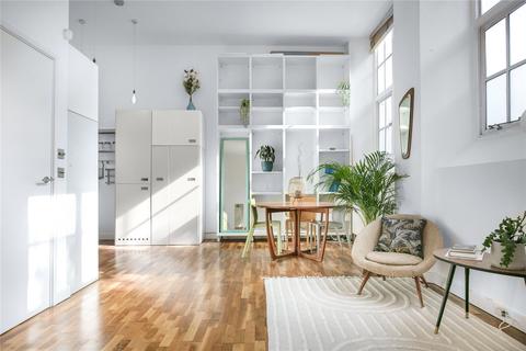 25 Hoffman Square, London, N1 6DH