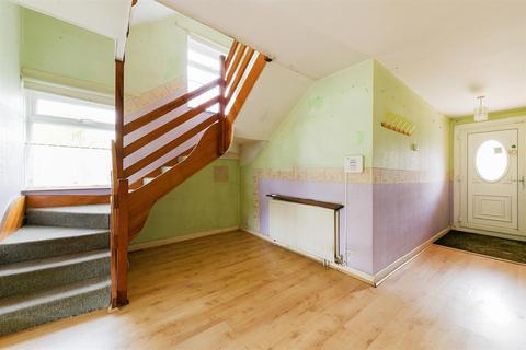 107 Tachbrook Road, Feltham, TW14 9PD