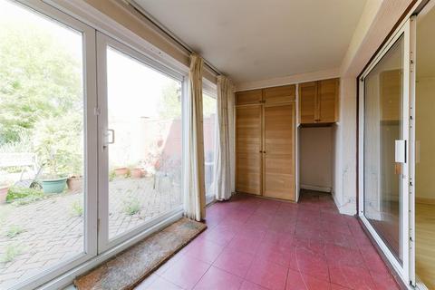 107 Tachbrook Road, Feltham, TW14 9PD