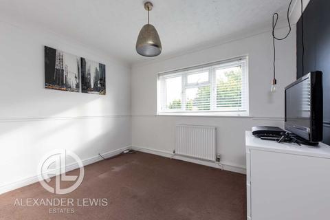 51 Chase Close, Arlesey, SG15 6UU