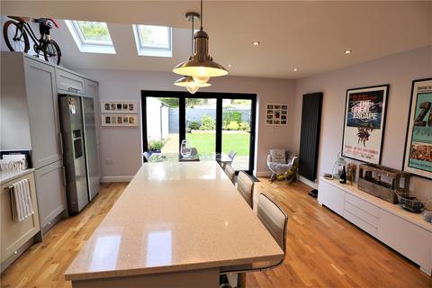 2 Bognor Road, Broadstone, BH18 9HA