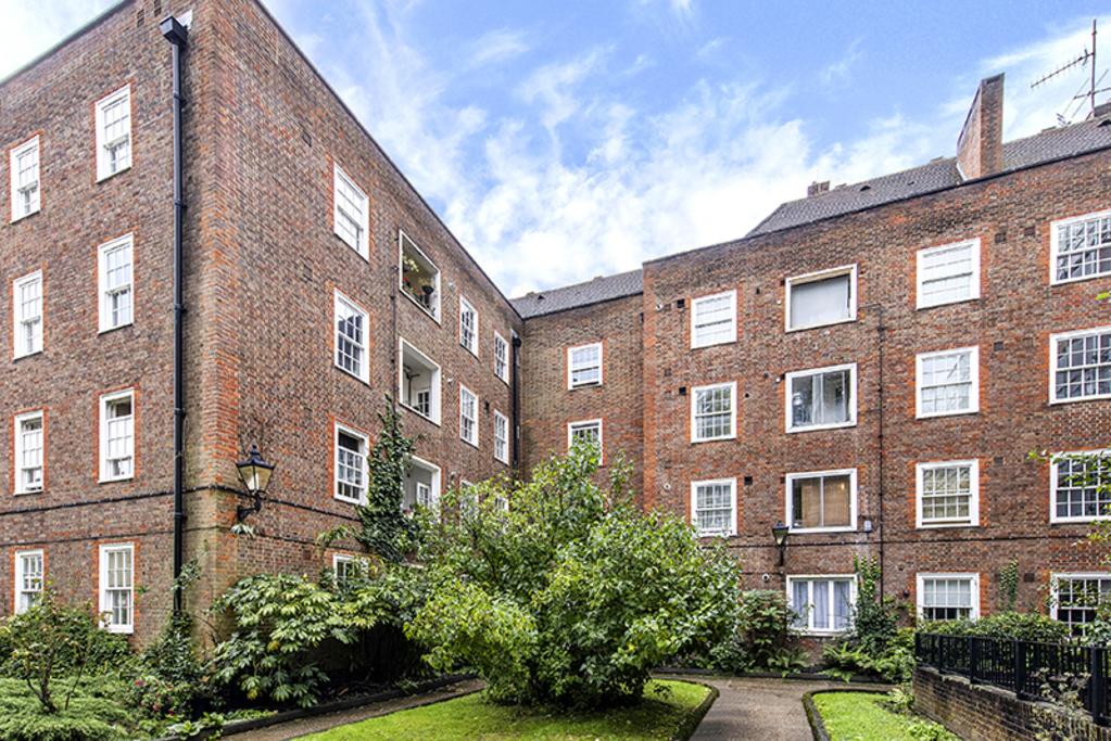 Well Walk, London, NW3 2 bed flat £700,000