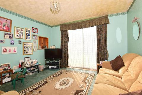 10 Perry Grove, Dartford, DA1 5NH