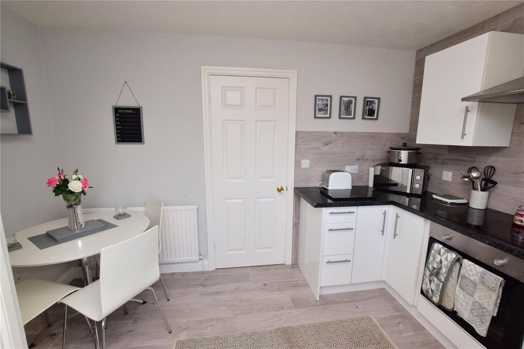 Kings Mews, Cleethorpes... 2 bed terraced house £119,950
