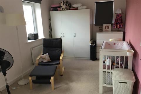69 Britten Avenue, Basildon, SS14 3SR